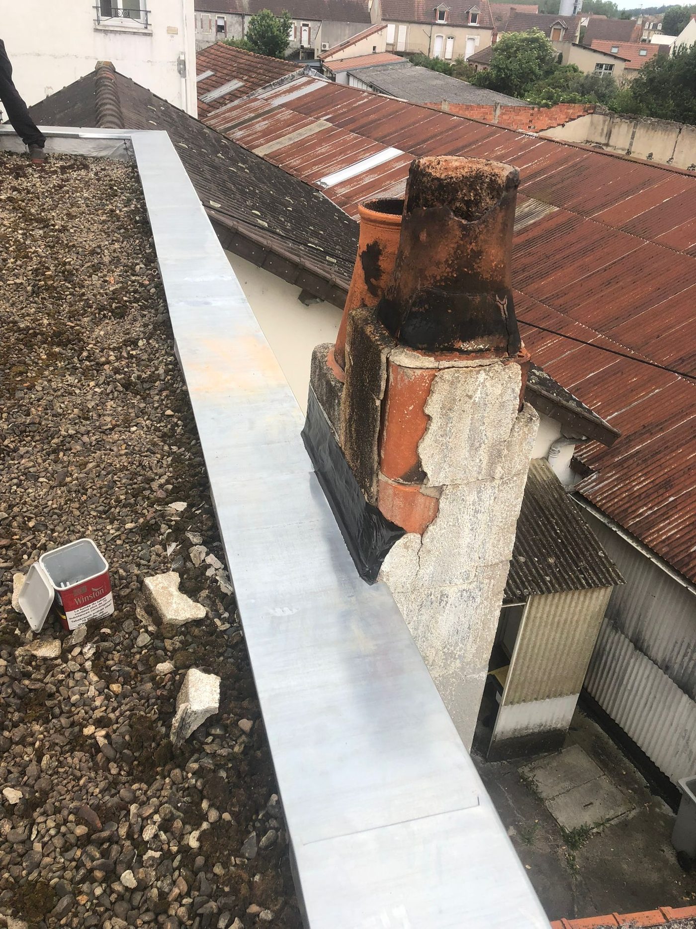Habillage zinc et solins — couvreur M. TOUVERON près de Montluçon